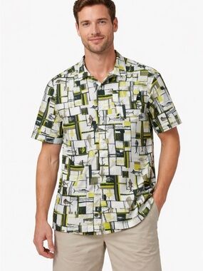 Columbia Fishing Button Up Shirt Men Medium Green Geometric Fish Print Short Sl